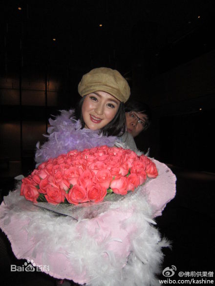 周牧茵(Zhou Muyin)-优酷影视盛典前后照片