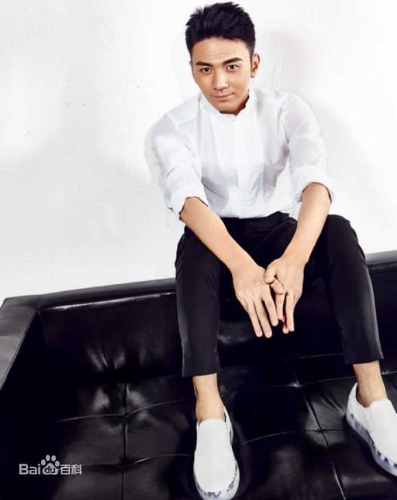 最新铁政性感图片