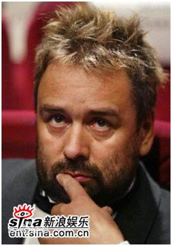 吕克·贝松(Luc Besson)出席活动照素颜照壁纸