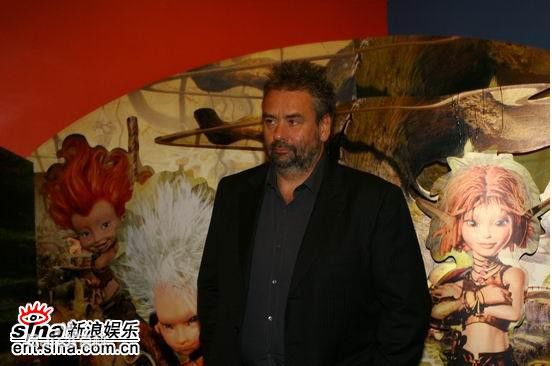 吕克·贝松(Luc Besson)出席活动照素颜照壁纸