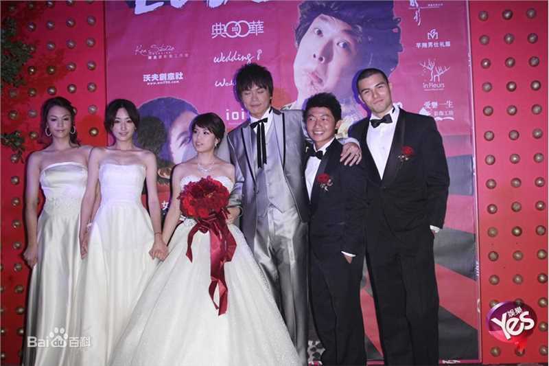 高清黄镫辉性感图片