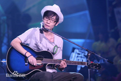 最新王啸坤(Essay)壁纸