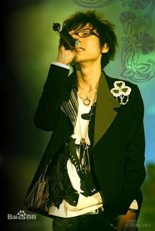 最新王啸坤(Essay)壁纸