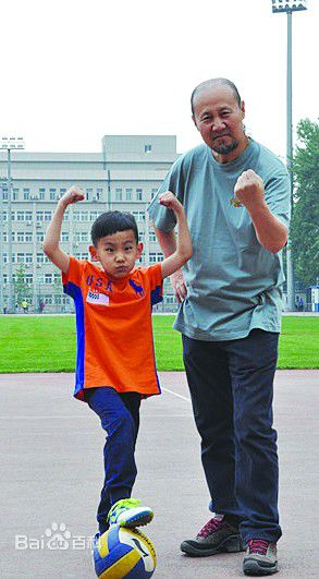 最新腾格尔(Tengri；Тэнгэр)性感图片