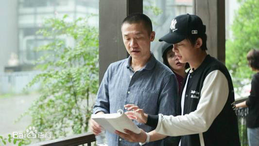 最新万国鹏性感图片