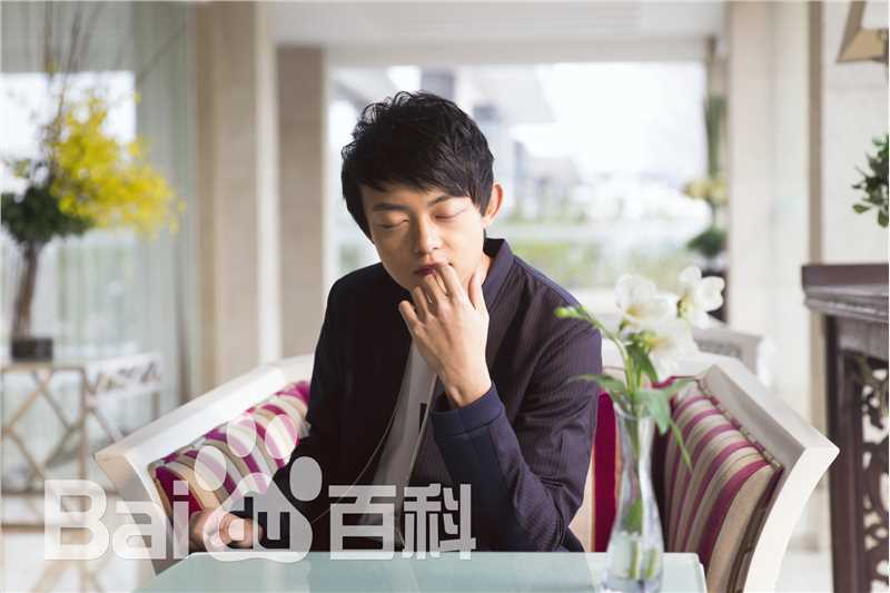 万国鹏《恭喜发财之谈钱说爱》高清剧照