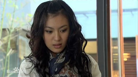 最优质周放(Cassie)在《丑女无敌完美季》阿黛尔中的