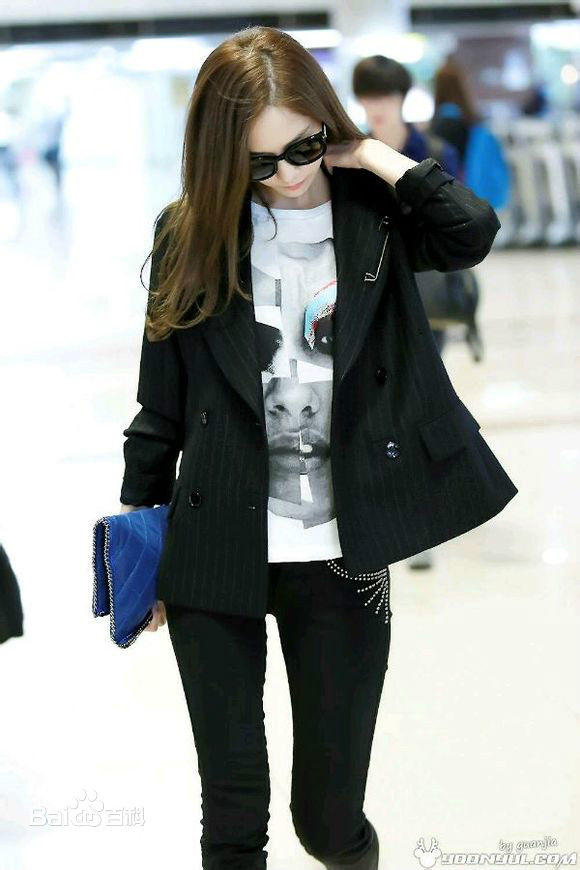 林允儿(Lim Yoon A、 、ユナ)机场图片图集