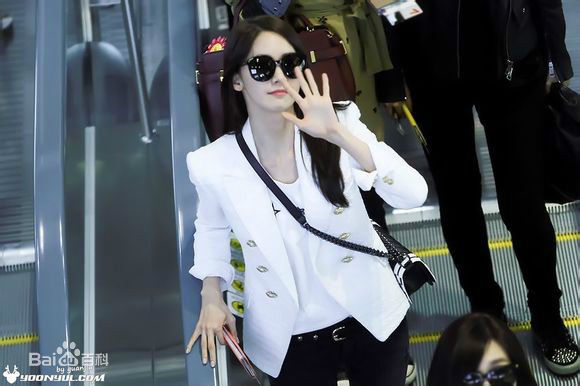 林允儿(Lim Yoon A、 、ユナ)机场图片图集