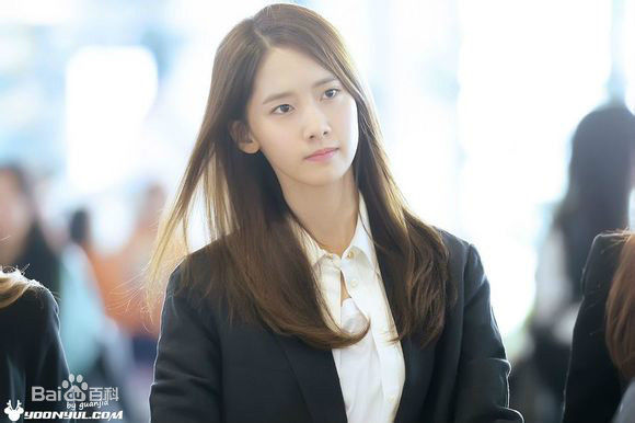 林允儿(Lim Yoon A、 、ユナ)机场图片图集