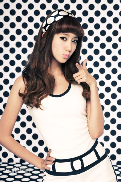 林允儿(Lim Yoon A、 、ユナ)最新集壁纸