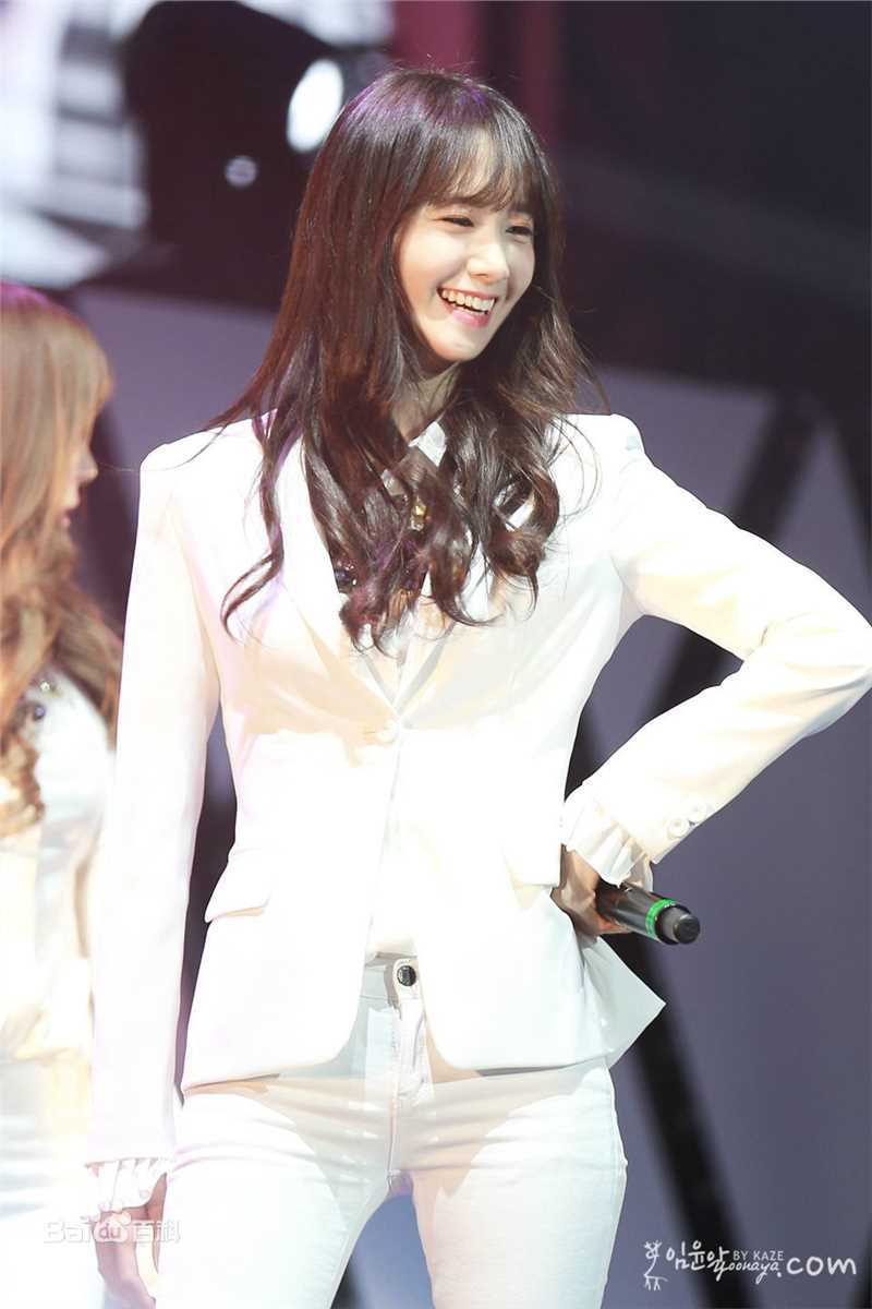 林允儿(Lim Yoon A、 、ユナ)空气刘海允儿生活照相册