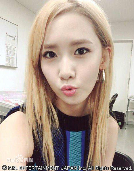 林允儿(Lim Yoon A、 、ユナ)生活图片图集