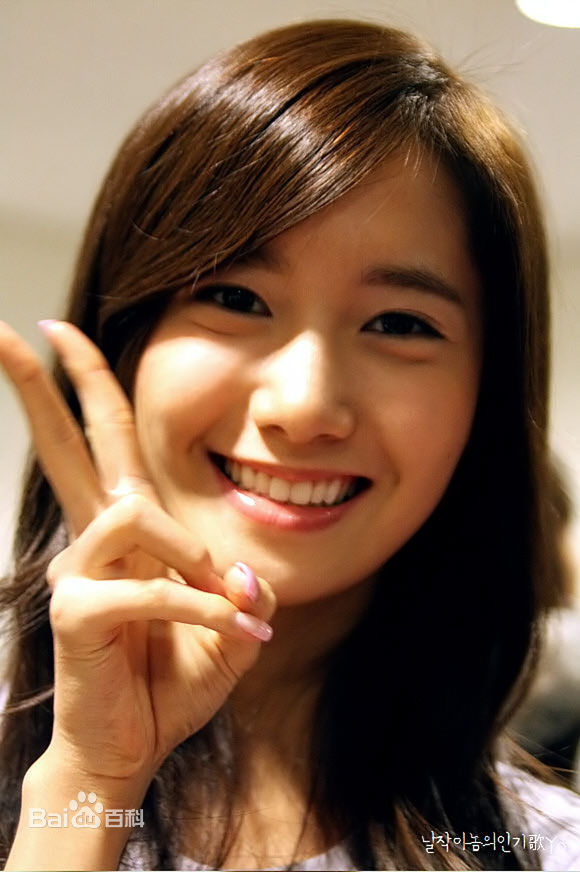 最新林允儿(Lim Yoon A、 、ユナ)精彩图册1