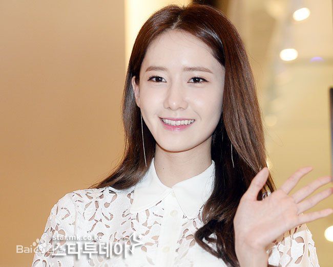 林允儿(Lim Yoon A、 、ユナ)160325 n21新店开幕活动素颜照壁纸