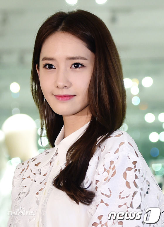 林允儿(Lim Yoon A、 、ユナ)160325 n21新店开幕活动素颜照壁纸