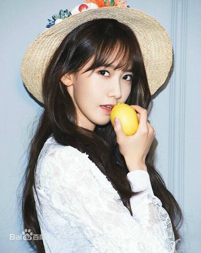 高清林允儿(Lim Yoon A、 、ユナ)在《CECI》中的图集