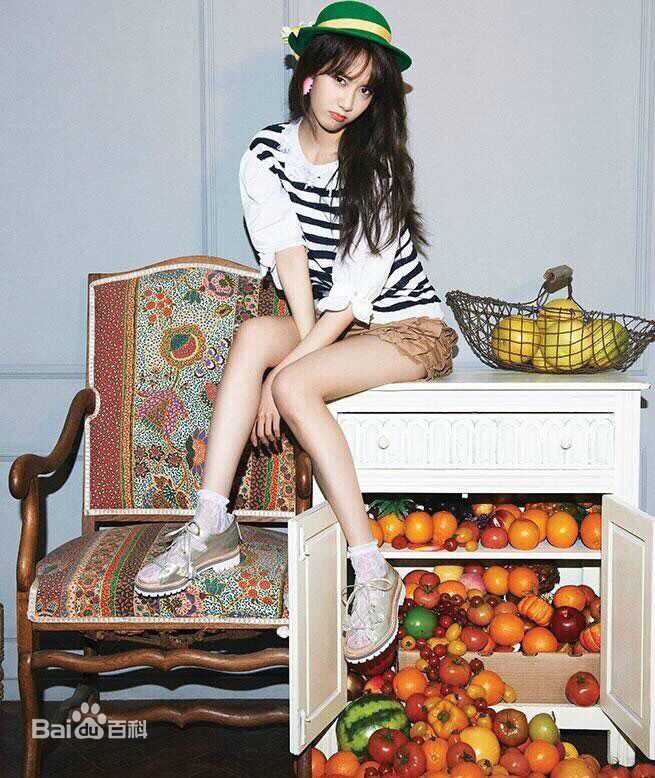 高清林允儿(Lim Yoon A、 、ユナ)在《CECI》中的图集