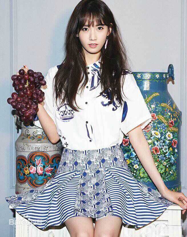 高清林允儿(Lim Yoon A、 、ユナ)在《CECI》中的图集