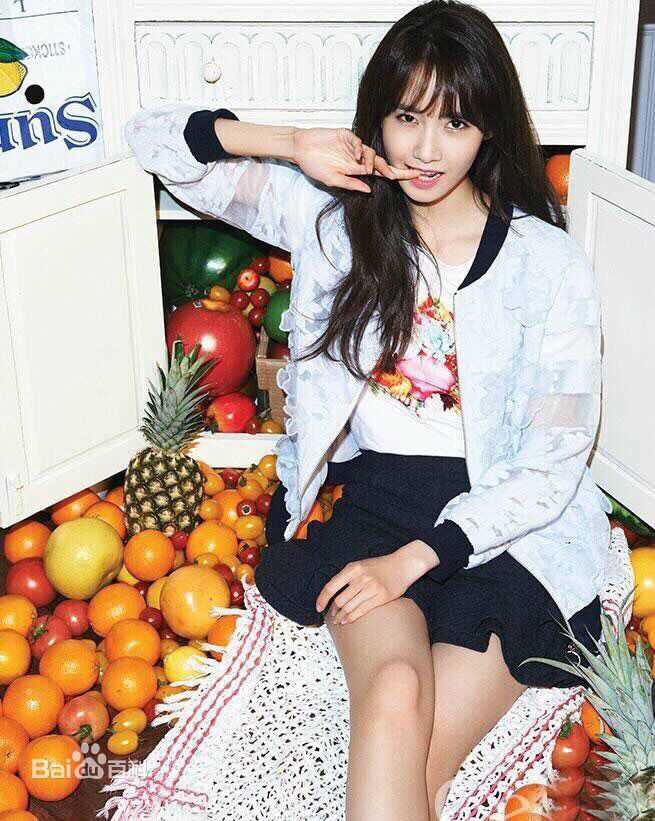 高清林允儿(Lim Yoon A、 、ユナ)在《CECI》中的图集