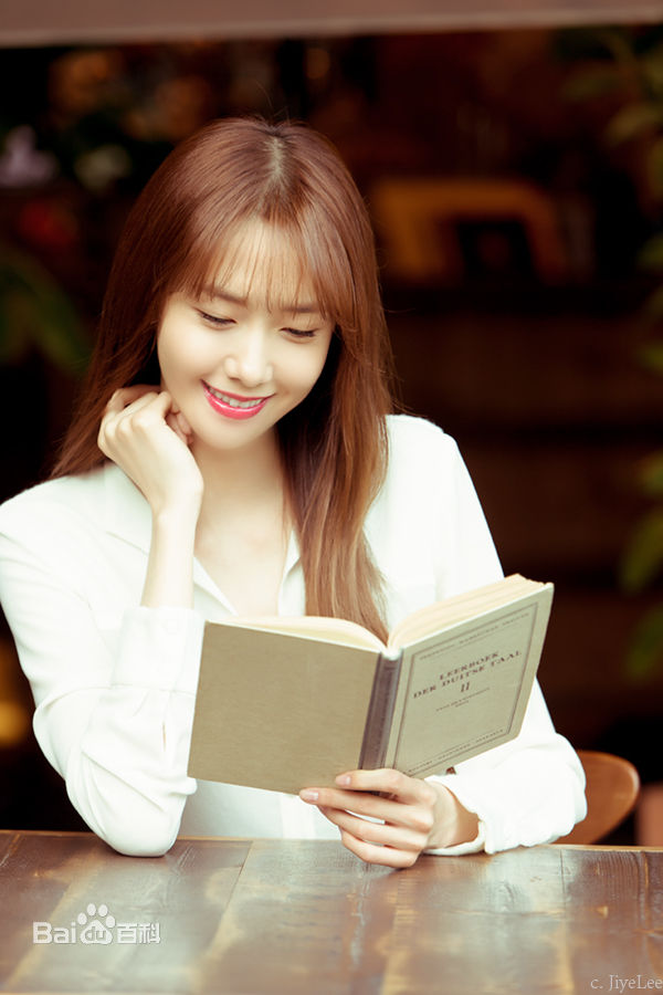 林允儿(Lim Yoon A、 、ユナ)代言-INNISFREE悦诗风吟性感图片图集