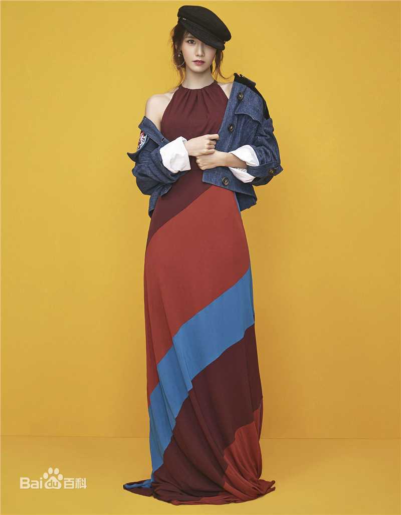 最优质林允儿(Lim Yoon A、 、ユナ)在《VOGUE》 台湾版中的相册