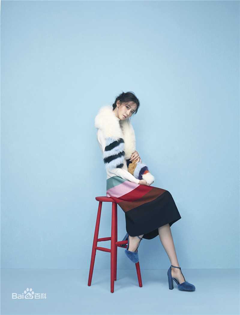 最优质林允儿(Lim Yoon A、 、ユナ)在《VOGUE》 台湾版中的相册