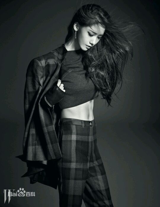 最优质林允儿(Lim Yoon A、 、ユナ)在《W Korea》中的相册