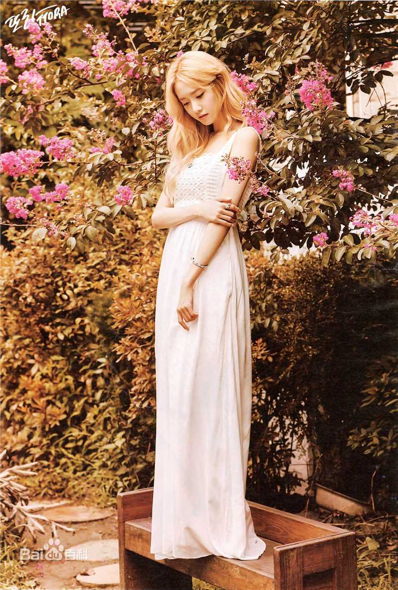 最全林允儿(Lim Yoon A、 、ユナ)在《hight cut》中的壁纸