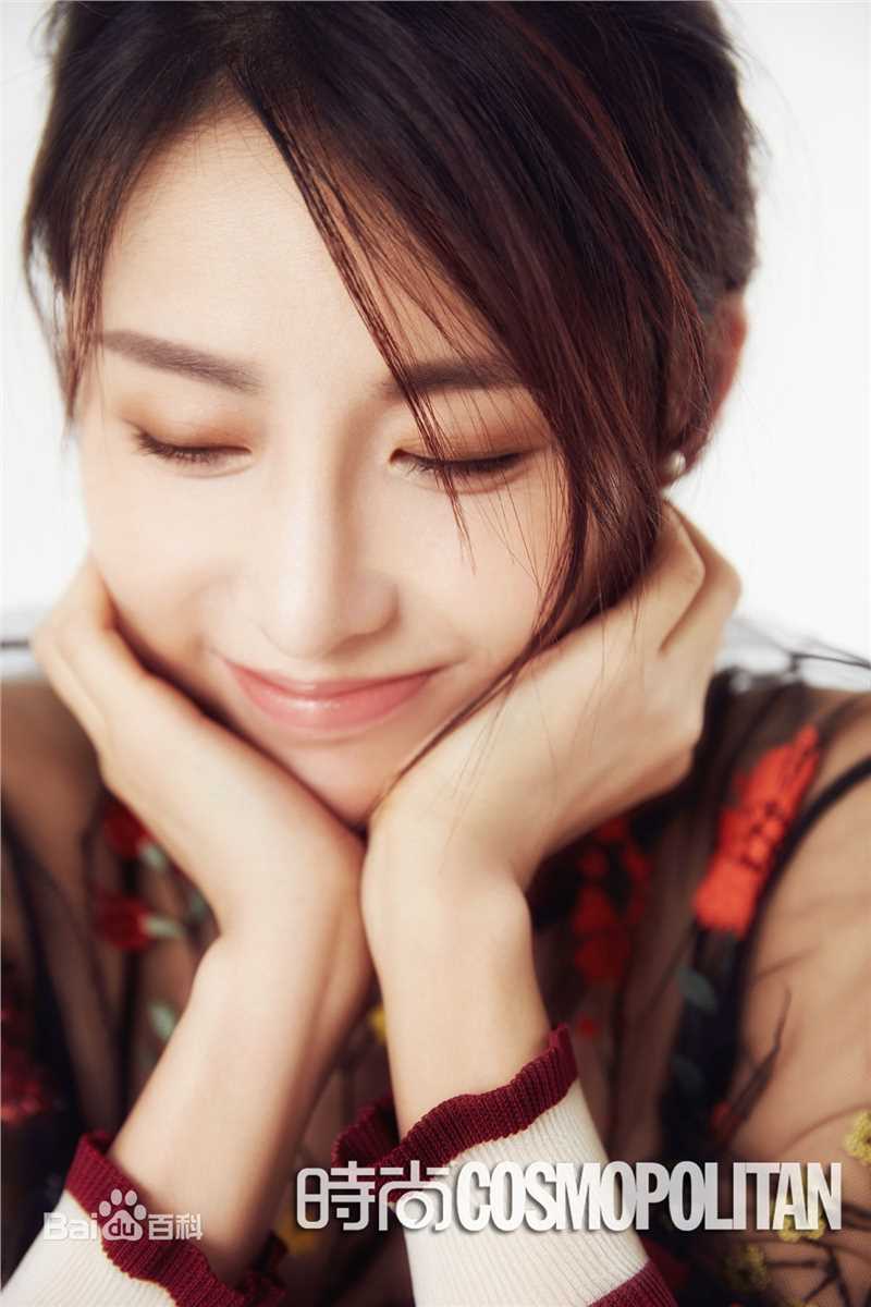 精选贾清(TingAnne)在《时尚COO》中的图册