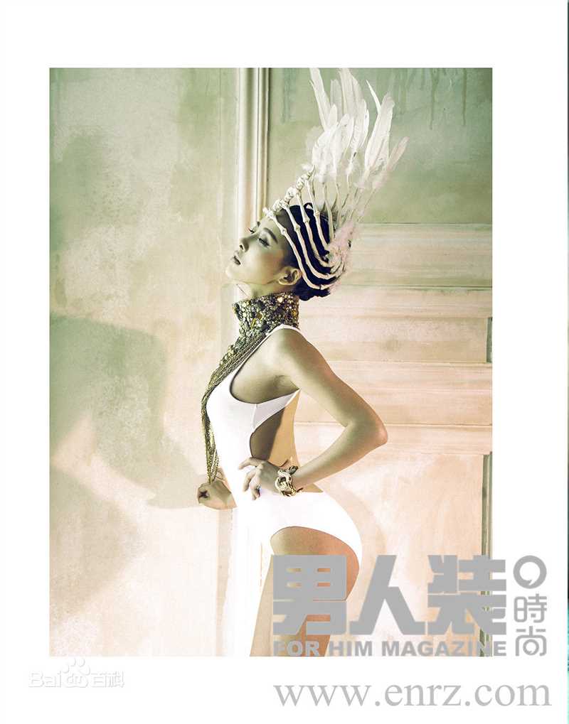 贾清(TingAnne)最新《男人装》封面图集
