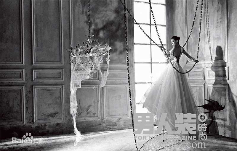 贾清(TingAnne)最新《男人装》封面图集