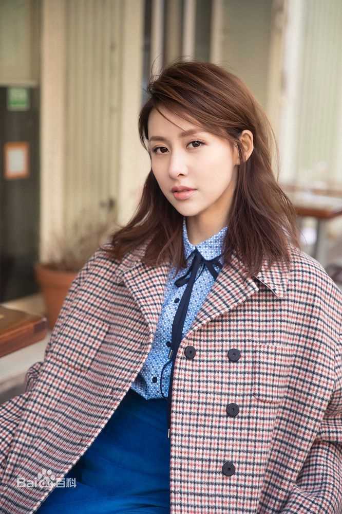 贾清(TingAnne)2018纽约时装周素颜照壁纸