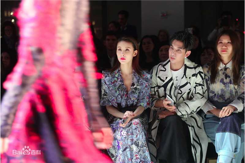 贾清(TingAnne)2018纽约时装周素颜照壁纸