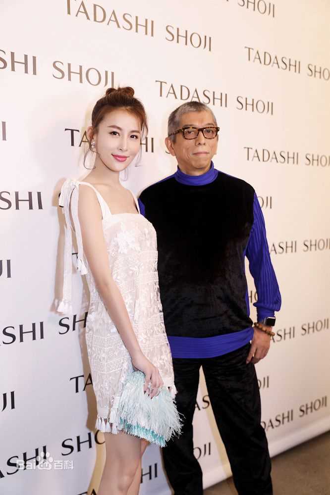 贾清(TingAnne)2018纽约时装周素颜照壁纸