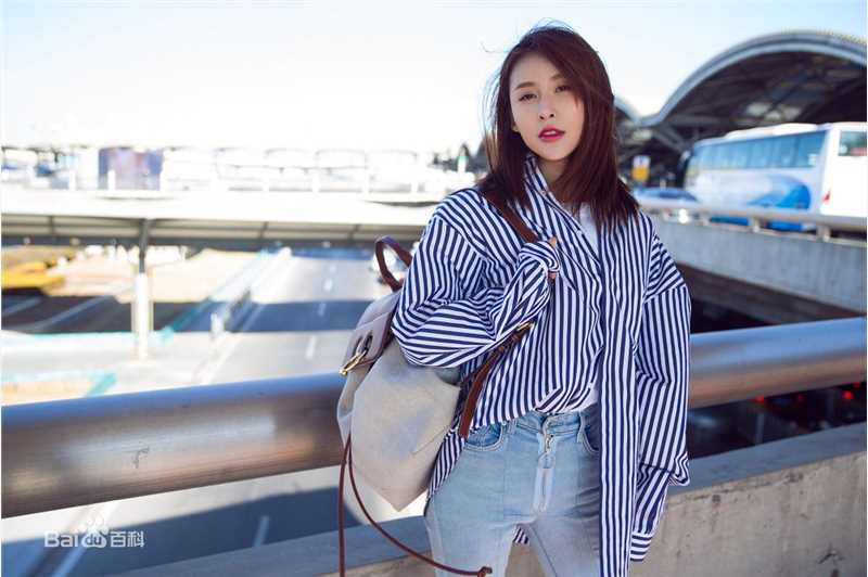 贾清(TingAnne)2018纽约时装周素颜照壁纸