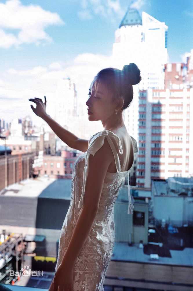 贾清(TingAnne)2018纽约时装周素颜照壁纸