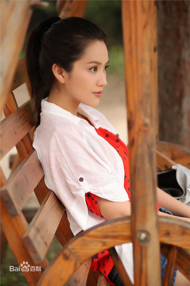 苏倩薇休闲风生活照相册