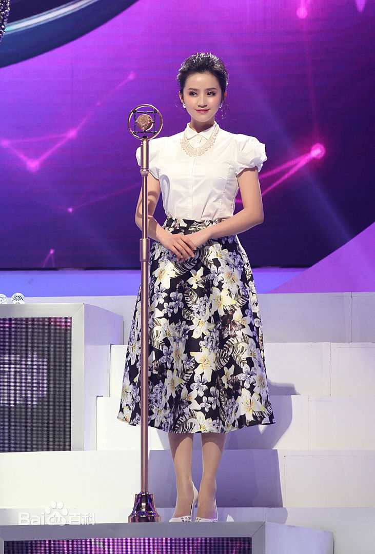 苏倩薇在《看见我的声音》现场照中的