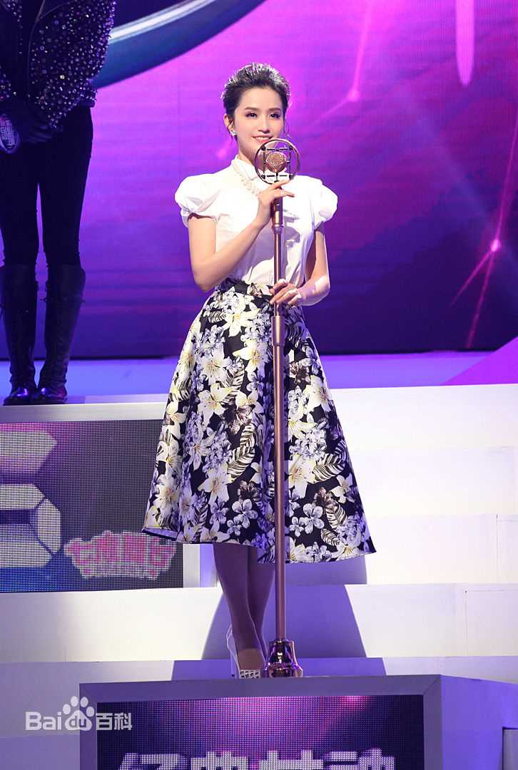 苏倩薇在《看见我的声音》现场照中的