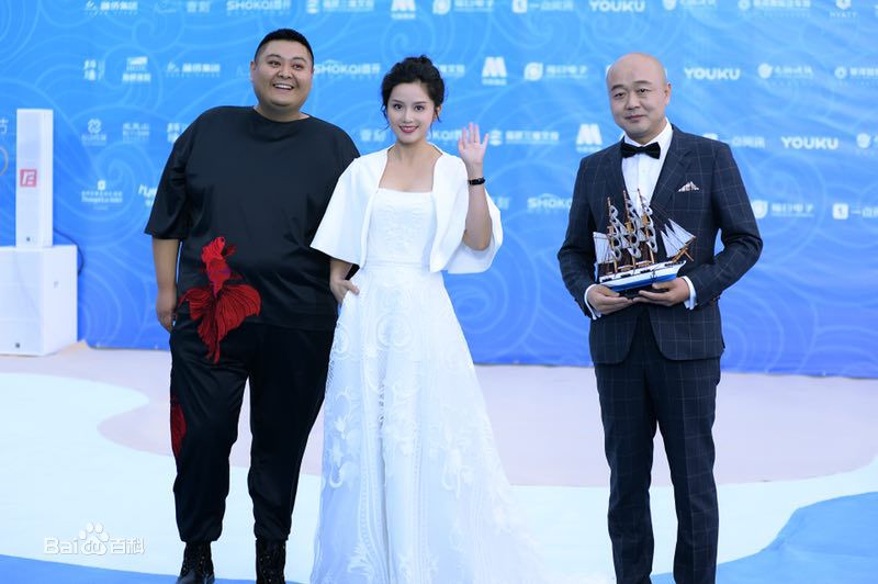 苏倩薇第四届丝绸之路红毯素颜照壁纸