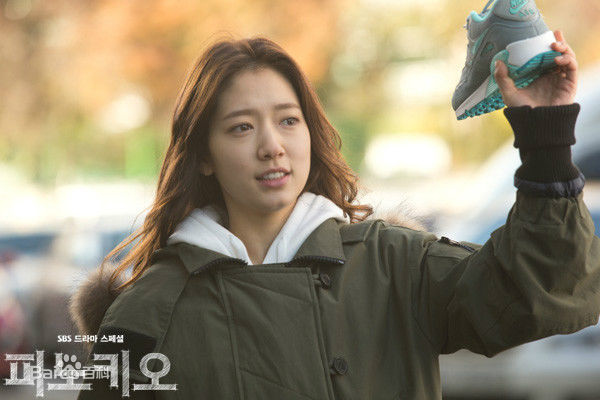 最新朴信惠((韩)、Park Shin Hye(罗马)、パク-シネ(日))在《匹诺曹》崔仁荷中的壁纸