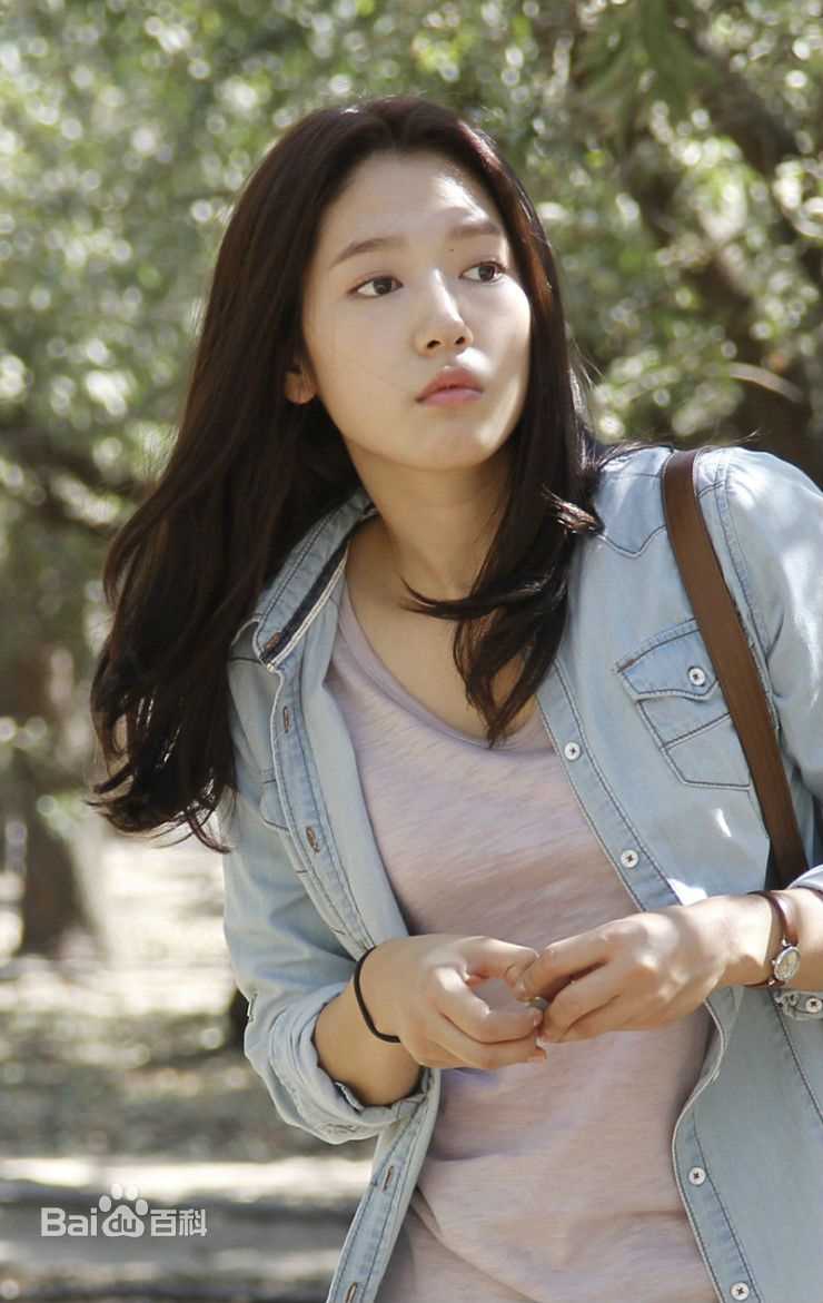 朴信惠((韩)、Park Shin Hye(罗马)、パク-シネ(日))继承者们性感图片图集