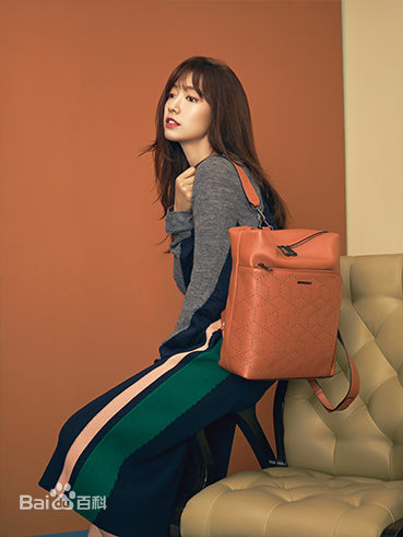 朴信惠((韩)、Park Shin Hye(罗马)、パク-シネ(日))BRUNOMAGLI壁纸壁纸