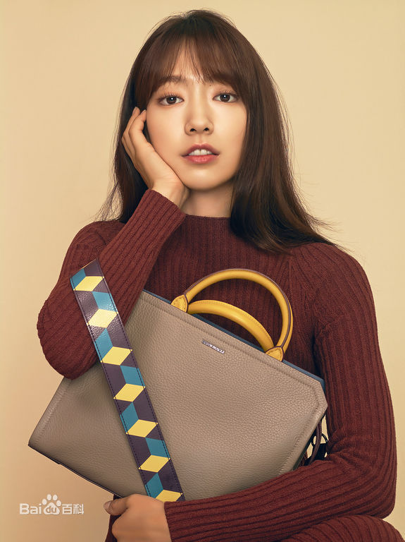 朴信惠((韩)、Park Shin Hye(罗马)、パク-シネ(日))BRUNOMAGLI壁纸壁纸