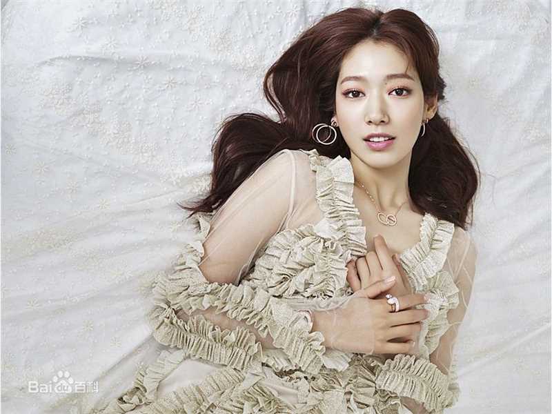 朴信惠((韩)、Park Shin Hye(罗马)、パク-シネ(日))施华洛世奇图片图册