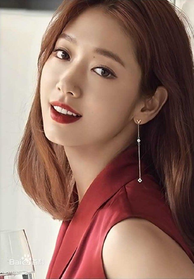 朴信惠((韩)、Park Shin Hye(罗马)、パク-シネ(日))施华洛世奇图片图册