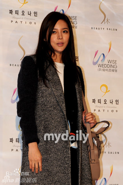 精选朴诗妍(Hermione， ，Park Si yeon)精彩图册