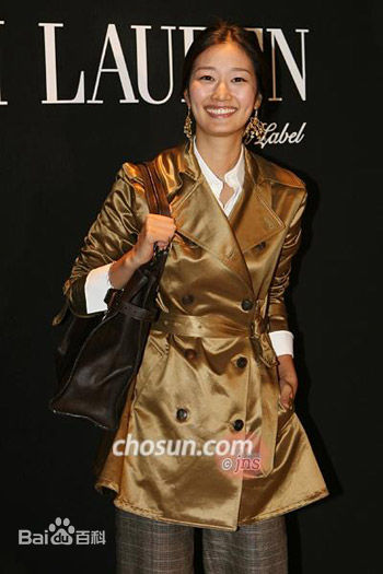 李丞涓()单人照素颜照相册