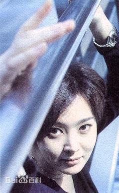 李丞涓()单人照素颜照相册